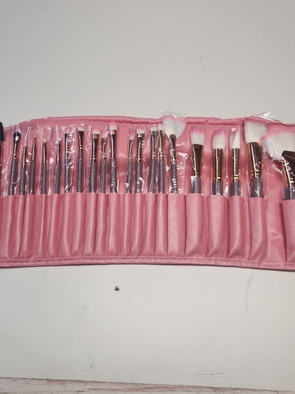 Makeup Kit 22pc Brush Set Professional Beauty Pink Tools Ultra Soft with Bag